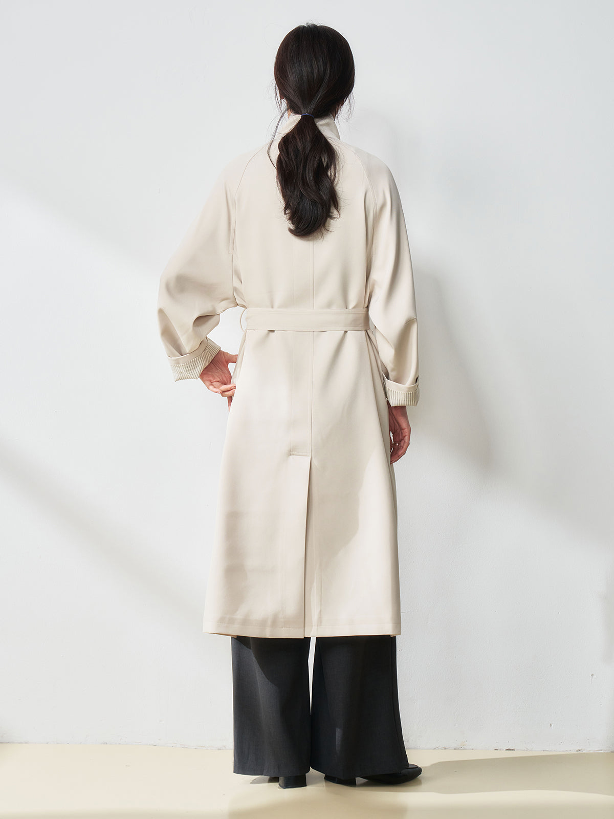 2025 Spring Stand Collar Trench Coat – Minimalist, Mid-Length