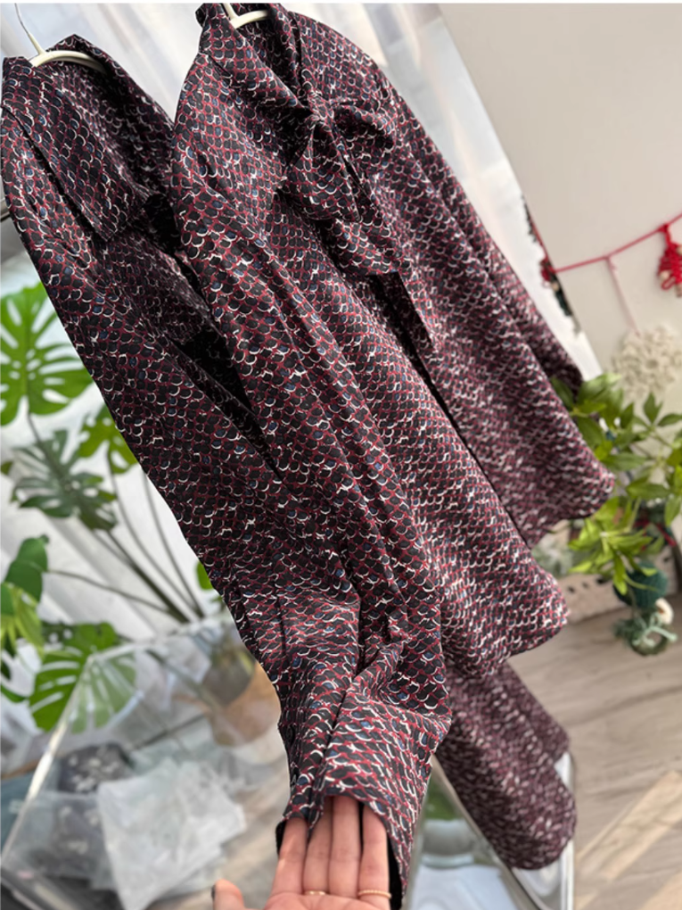 Elegant Old Money Style | 100% Silk Crepe de Chine Scarf-Tie Blouse