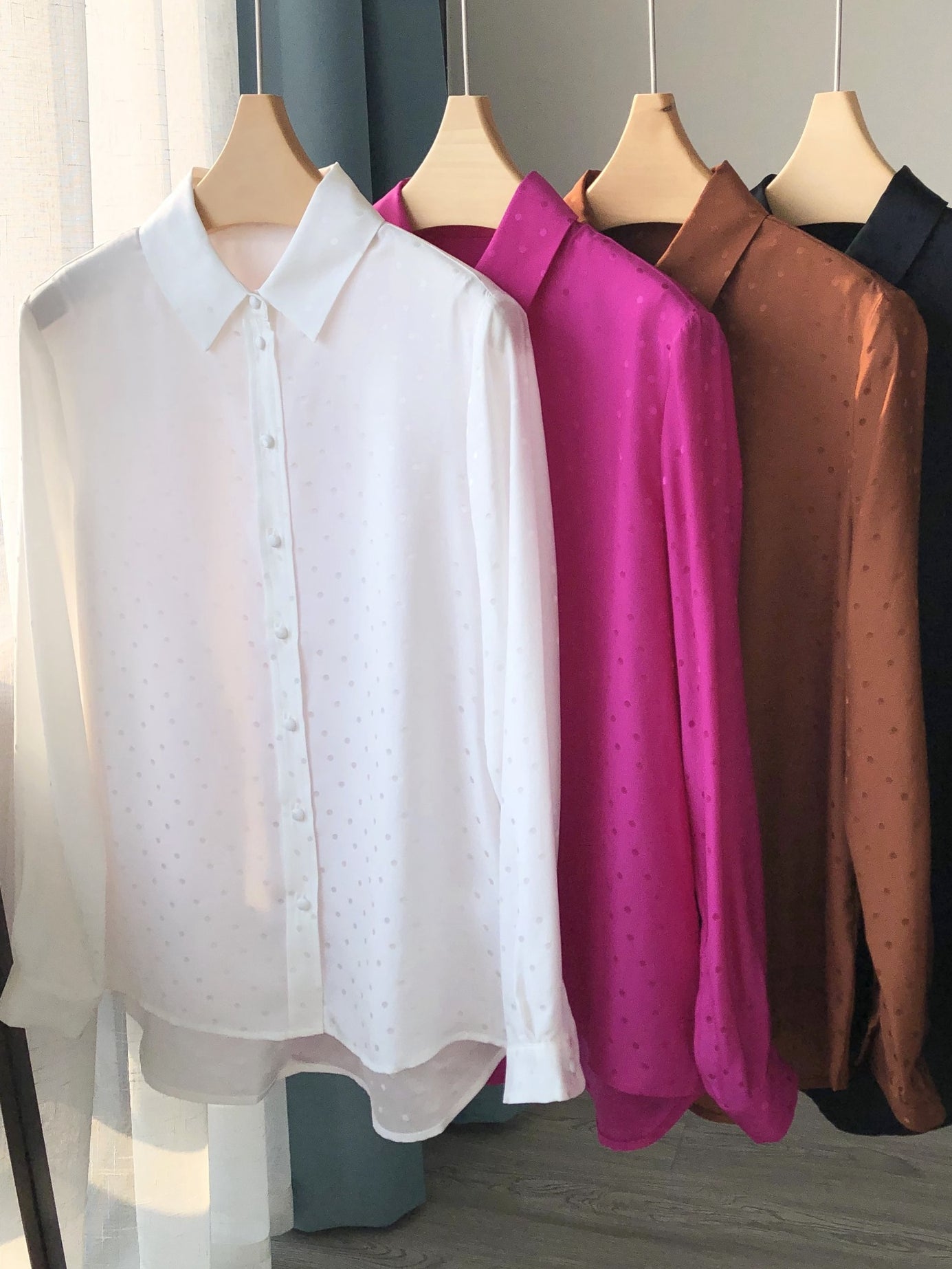 French Polka Dot Silk Jacquard Shirt – Relaxed Fit