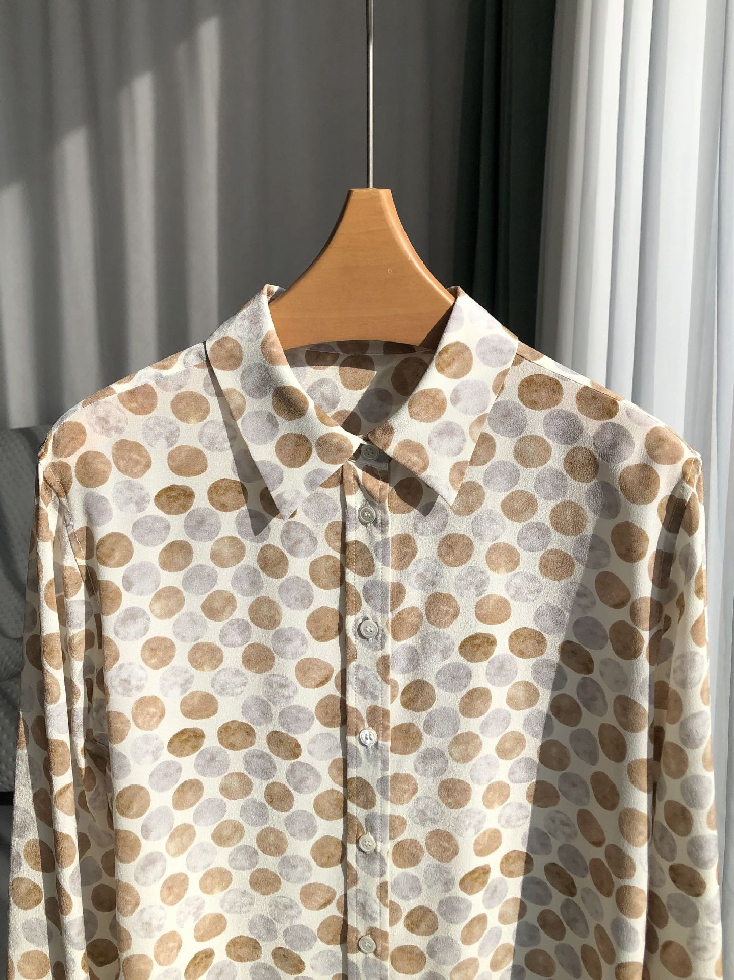 2025 Pebble Print Washed Silk Shirt – Milk Brown, Long Sleeve