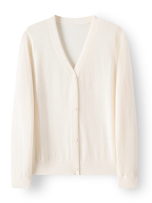 100% Wool V-Neck Cardigan โ Lightweight, Versatile, Button-Up