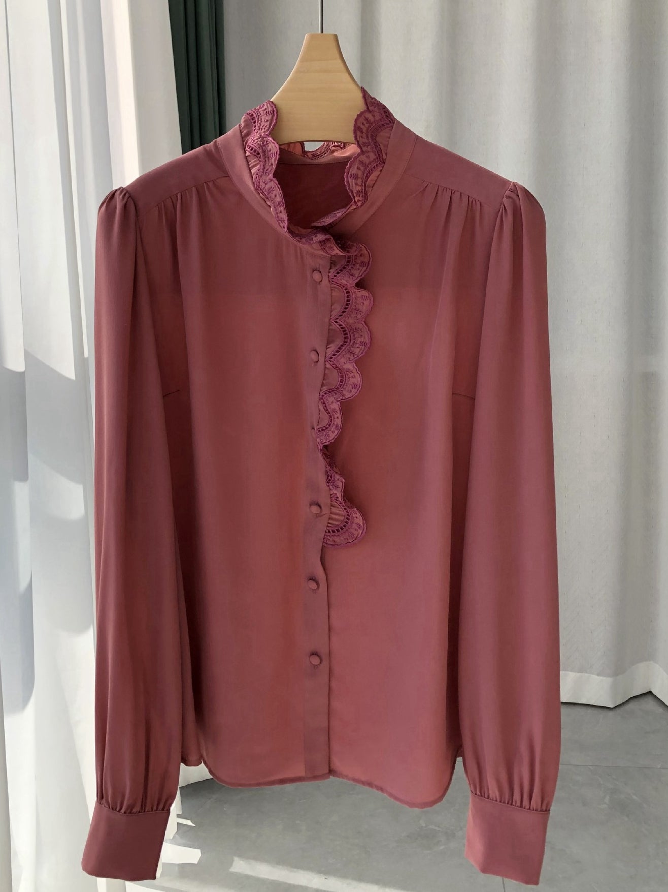 Embroidered Petal Collar Silk Blouse – Romantic & Elegant