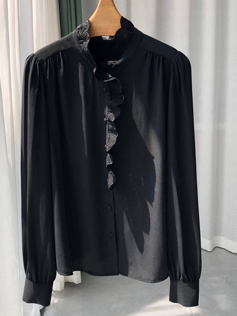 Embroidered Petal Collar Silk Blouse – Romantic & Elegant
