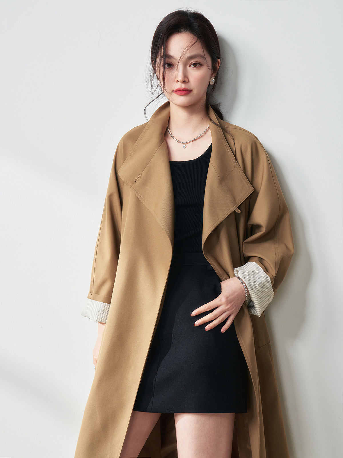 2025New Spring Collection Minimalist Style Stand Collar Design Casual Commuting Mid-Length Trench Coat