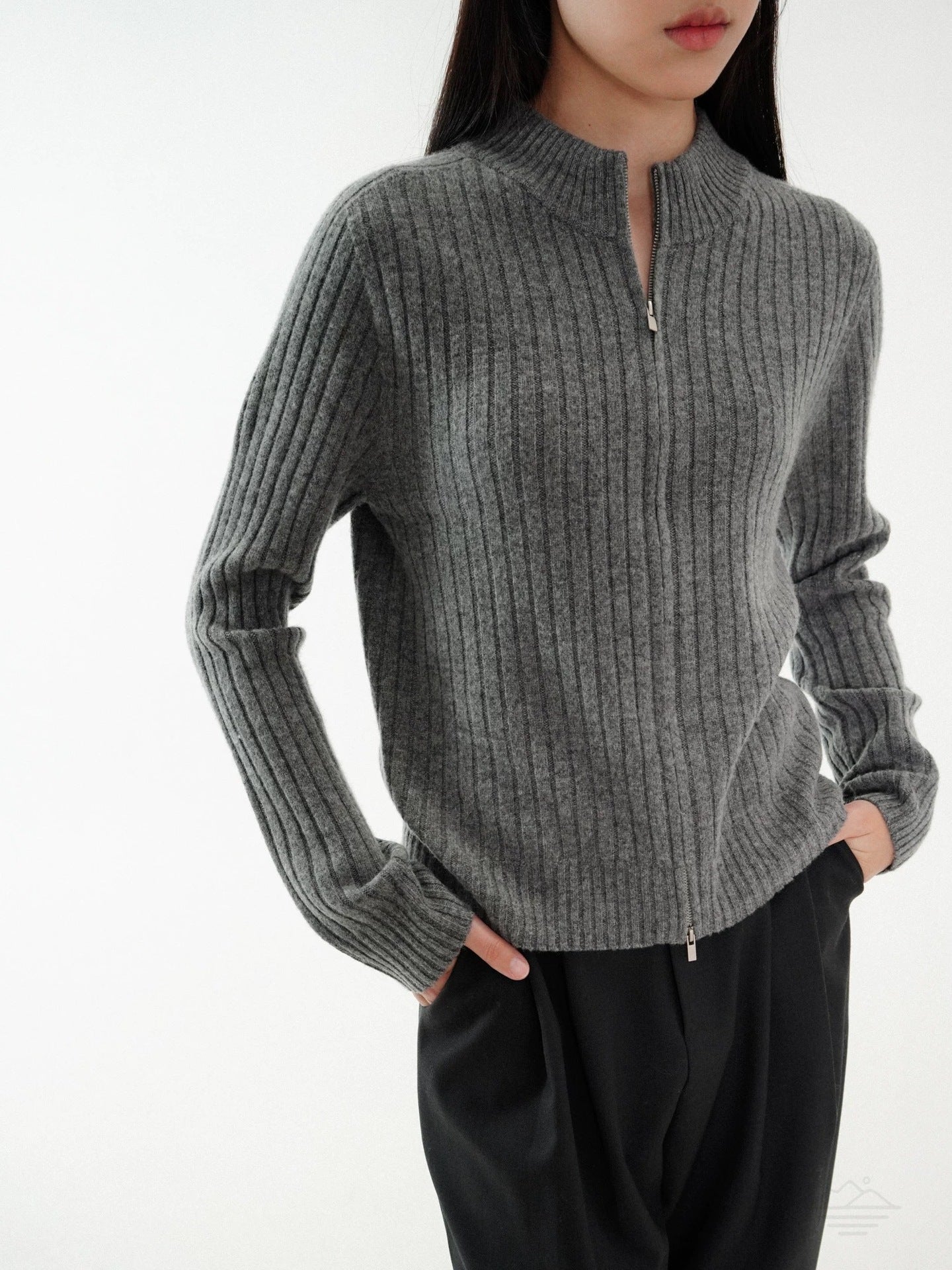 Women’s Wool Ribbed Zip Cardigan – Slim Fit
