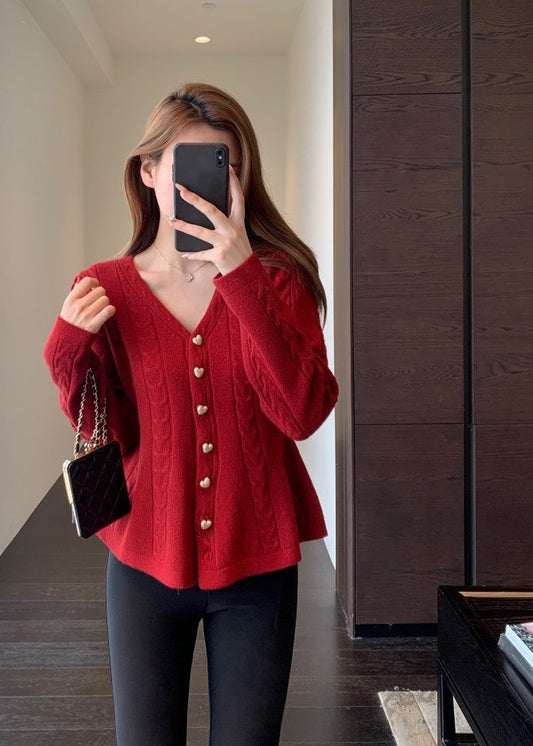 Elegant V-Neck Slim-Fit Knit Cardigan – Waist-Defining Red Sweater